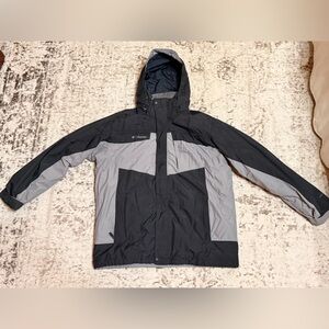 Columbia Mens 3 in 1 coat. Sz L